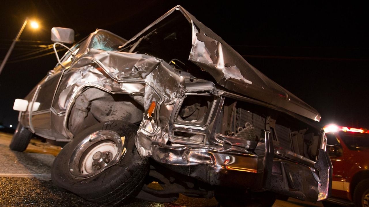 How Do Car Accidents Affect Society? 1 How Do Car Accidents Affect Society?
